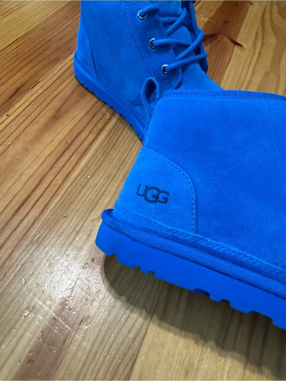 UGG Neumel Men's Chukka Ankle Boot US 11 - Dive Blue Suede